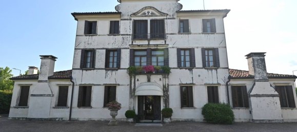 4 غرف نوم فيلا في Paese, Italy رقم 114138 2