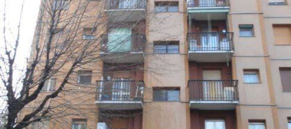 3 Schlafzimmer Wohnung in Corsico, Italy, Nr. 137146 2