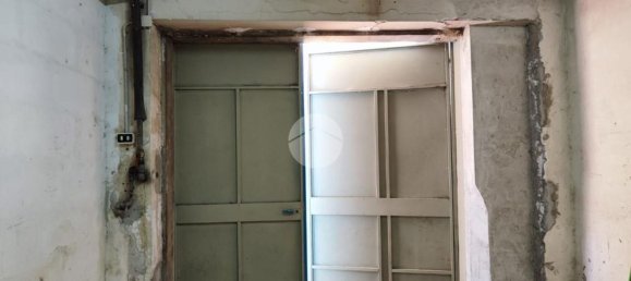 100m² Garage in Rome, Italy No. 355164 12