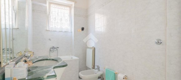 Квартира с 3 комнатами в Рим, Италия № 151604 29