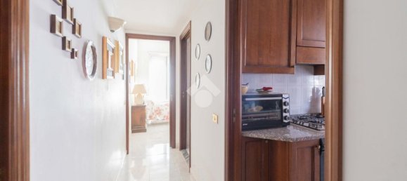 Квартира с 3 комнатами в Рим, Италия № 151604 12