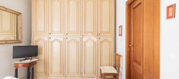 Квартира с 3 комнатами в Рим, Италия № 151604 20