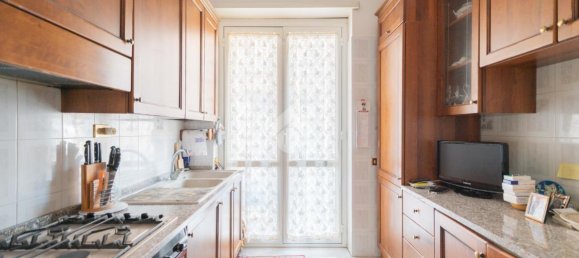 Квартира с 3 комнатами в Рим, Италия № 151604 14