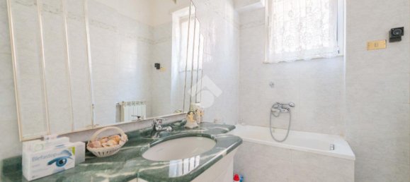 Квартира с 3 комнатами в Рим, Италия № 151604 33