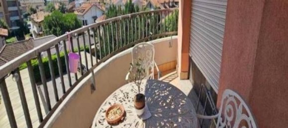 3 rooms Apartment in Vanzago, Italy No. 265622 12