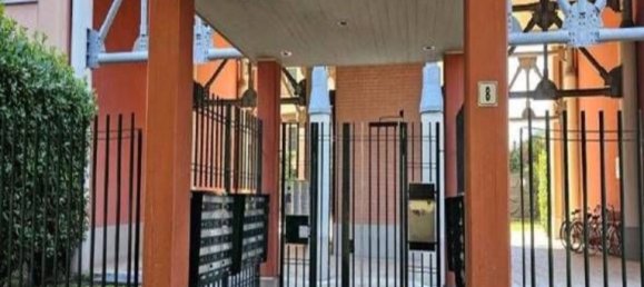 3 rooms Apartment in Vanzago, Italy No. 265622 3