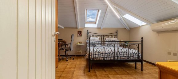 Villa de 4 dormitorios en Valdengo, Italy No. 170671 39