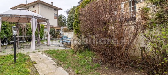 Villa de 4 dormitorios en Valdengo, Italy No. 170671 4