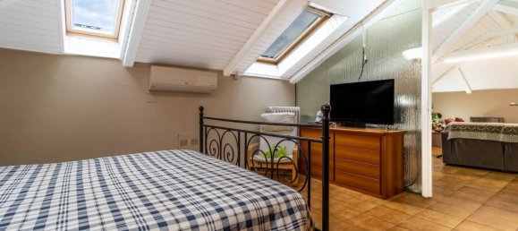 Villa de 4 dormitorios en Valdengo, Italy No. 170671 41