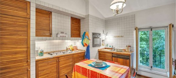 14 rooms House in Campogalliano, Italy No. 295679 26