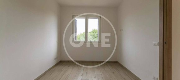 3 bedrooms Apartment in Rome, Italy No. 279855 9