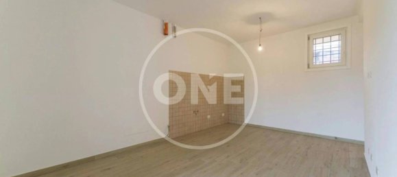 3 bedrooms Apartment in Rome, Italy No. 279855 7