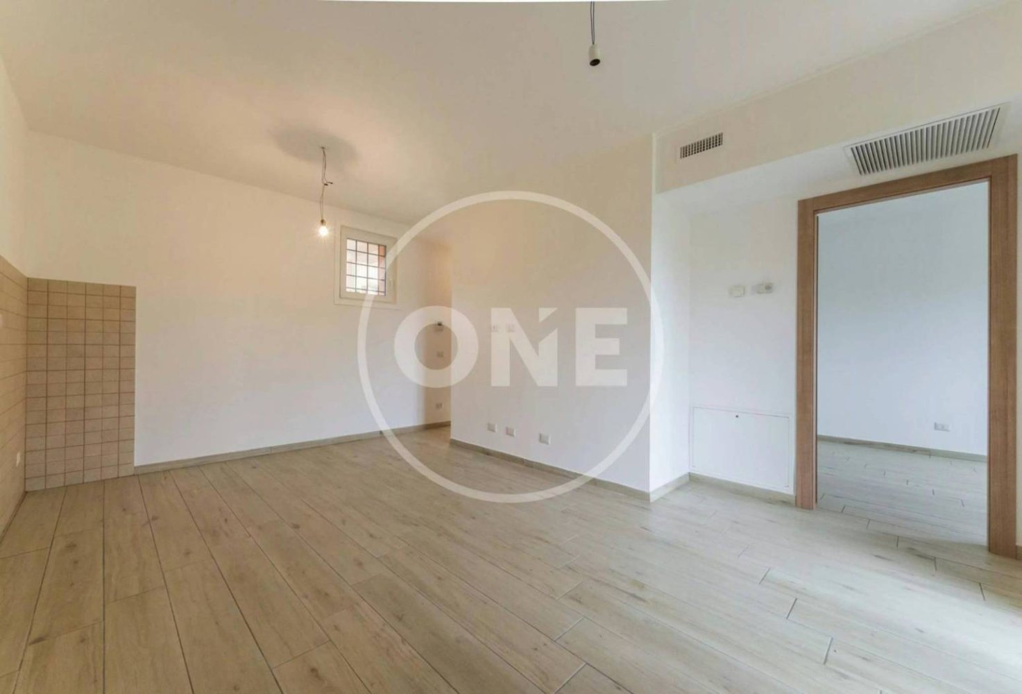 3 bedrooms Apartment in Rome, Italy No. 279855