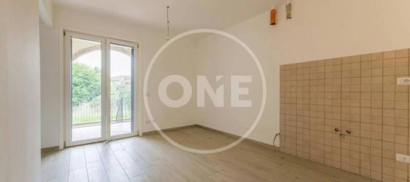 3 bedrooms Apartment in Rome, Italy No. 279855 11