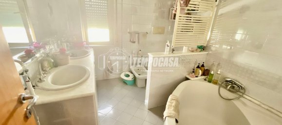 4 bedrooms Apartment in Pescara, Italy No. 315952 23