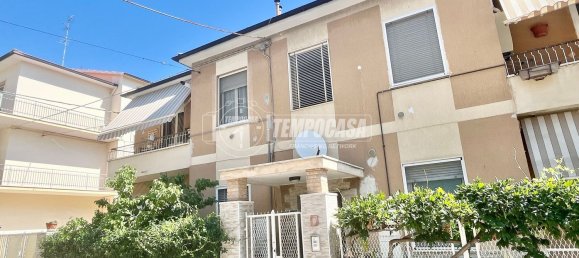 4 bedrooms Apartment in Pescara, Italy No. 315952 30
