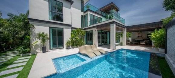 6 chambres villa à vendre à Pattaya, Chonburi, Eastern Thailand, Thailand № 170985 4