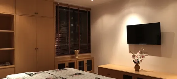 3 bedrooms Condo in Bangkok, Thailand No. 19668 19