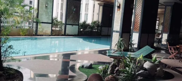 3 bedrooms Condo in Bangkok, Thailand No. 19668 2