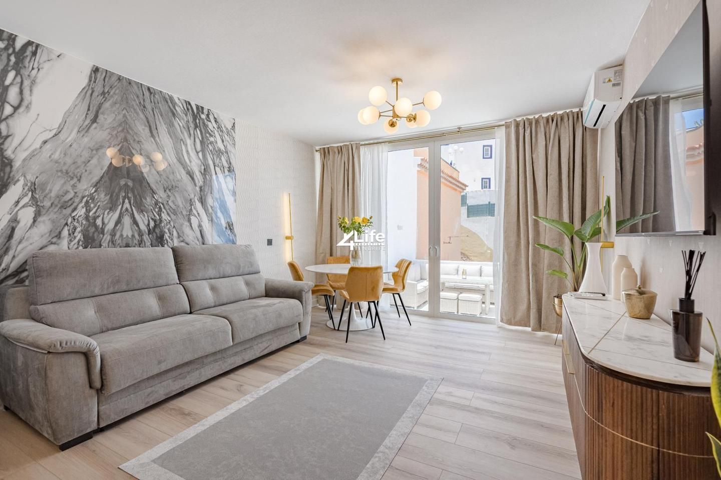 Dúplex de 1 dormitorio en Adeje, Spain No. 123675