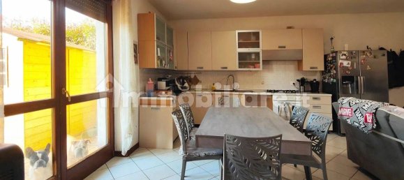4 Schlafzimmer Wohnung in Veronella, Italy, Nr. 365230 3