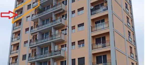 3 bedrooms Apartment in Oggiona con Santo Stefano, Italy No. 261686 3