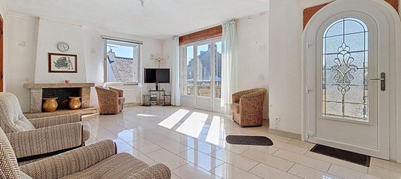 6 bedrooms House in Matignon, France No. 363837 3