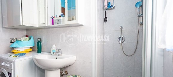 Apartamento de 3 divisões em Casalpusterlengo, Italy N.º 145802 11