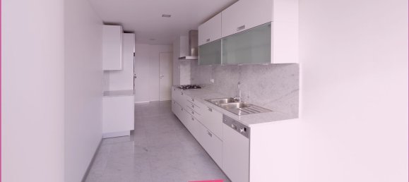 3 bedrooms Apartment in Funchal, Portugal No. 159815 2