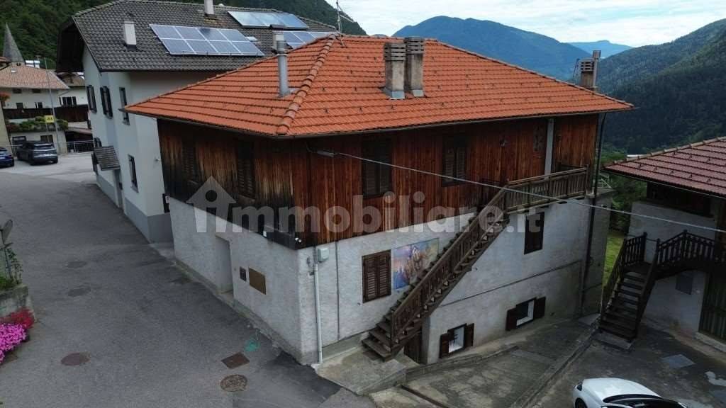 3 bedrooms Apartment in Trentino, Italy No. 262655