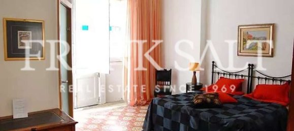 4 bedrooms Townhouse in Sliema, Malta No. 9221 2