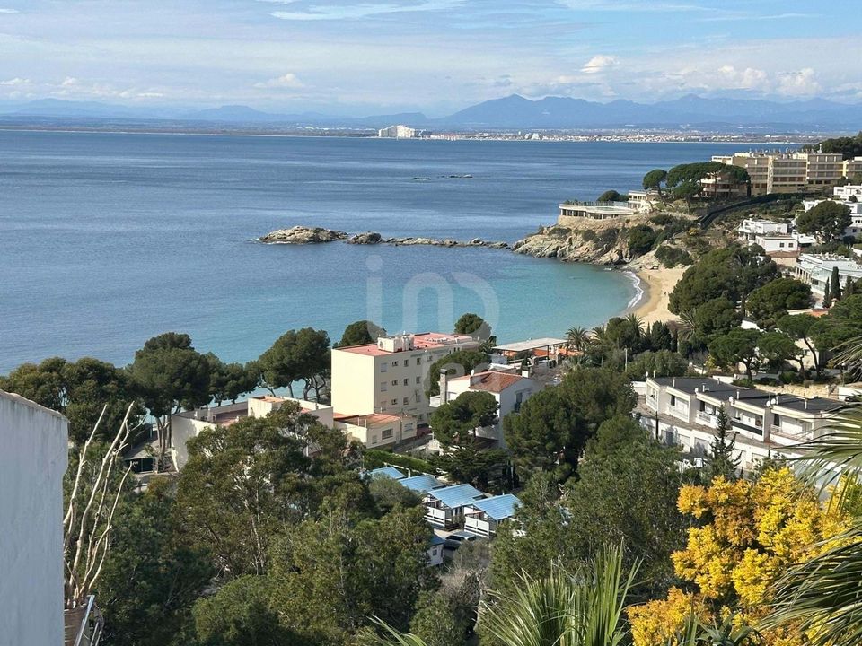 Villa T3 em Girona, Spain N.º 183971