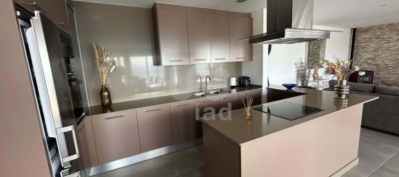 3 bedrooms Villa in Girona, Spain No. 183971 9