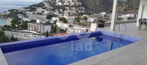 3 bedrooms Villa in Girona, Spain No. 183971 5