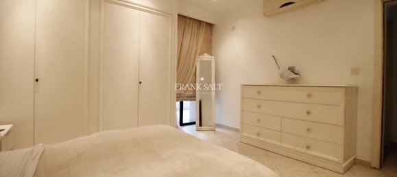 Apartamento de 3 dormitorios en Saint Julian's, Malta No. 8678 7