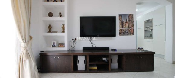 Apartamento de 3 dormitorios en Saint Julian's, Malta No. 8678 9