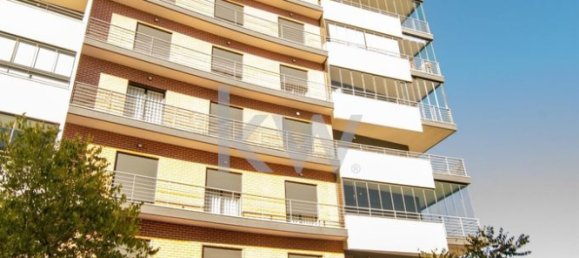 Квартира с 3 спальнями в Одивелаш, Португалия № 72670 22