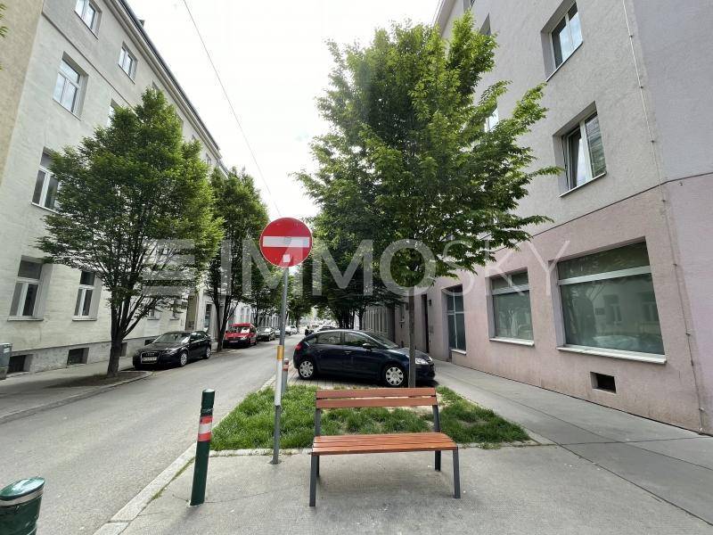 Apartamento de 2 habitaciónes en Simmering, Austria No. 204845