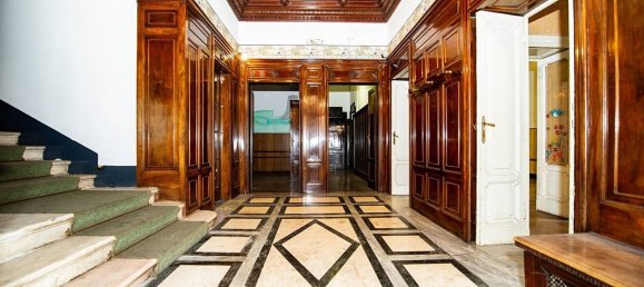 15-salle Villa à Bergamo, Italy No. 157969 9