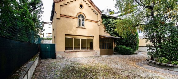 15-salle Villa à Bergamo, Italy No. 157969 6