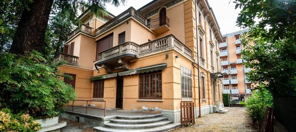 15-salle Villa à Bergamo, Italy No. 157969 5