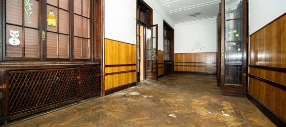 15-salle Villa à Bergamo, Italy No. 157969 12