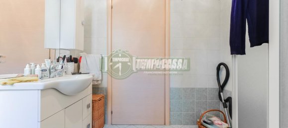 Apartamento de 2 divisões em Stezzano, Italy N.º 102295 17