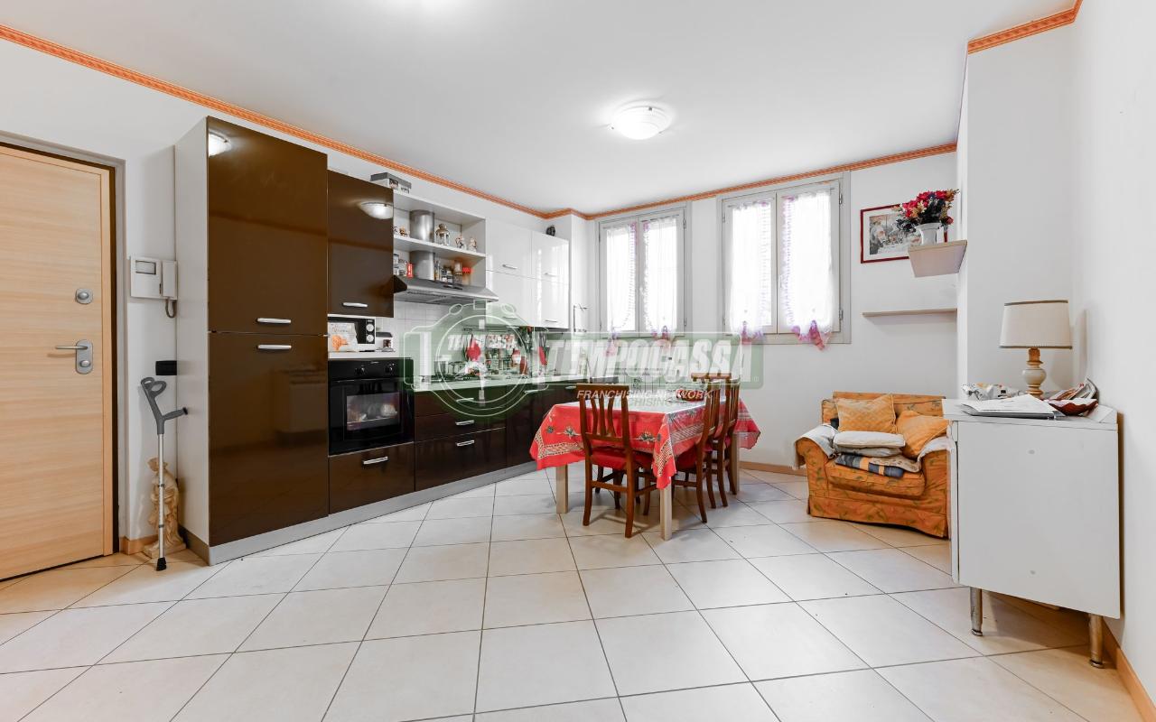 Apartamento de 2 divisões em Stezzano, Italy N.º 102295