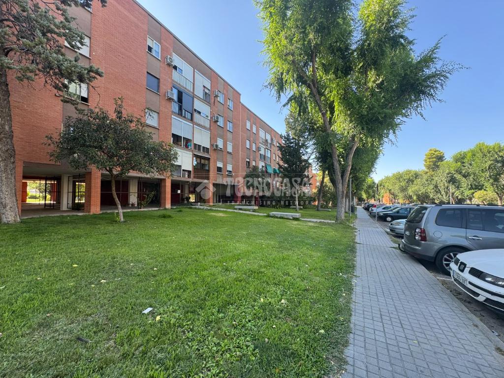 2-salle Appartement à Aranjuez, Spain No. 140918