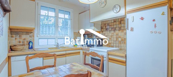 4 bedrooms House in Marly, France No. 151900 11