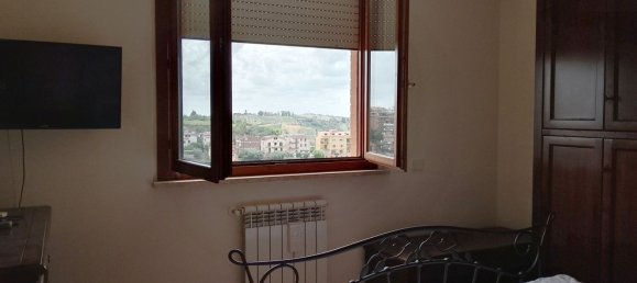 2 Schlafzimmer Wohnung in Monterotondo, Italy, Nr. 339955 10