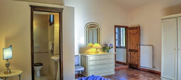 10 rooms House in Todi, Italy No. 57436 8