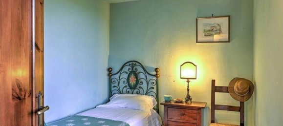 10 rooms House in Todi, Italy No. 57436 5