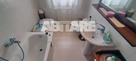 4 rooms Apartment in Salgareda, Italy No. 68518 18